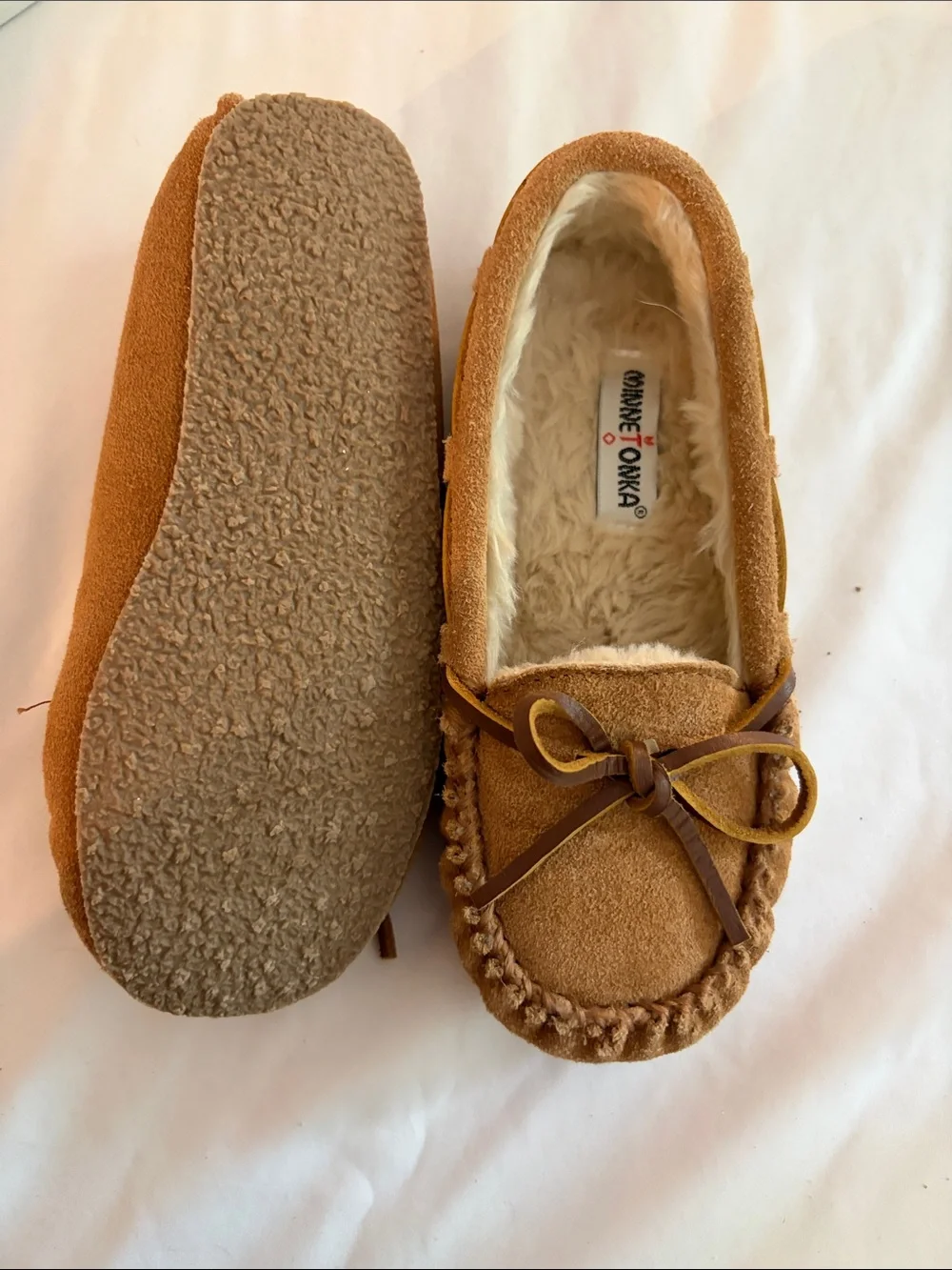 Minnetonka Kids Cassie Moccasins in Cinnamon Brown with Faux Fur